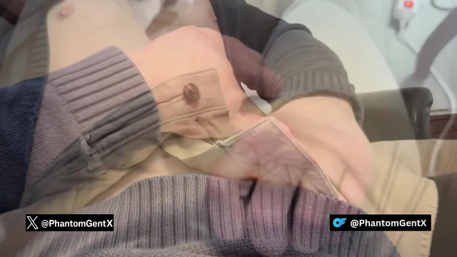 İş çıkışı takım elbiseli kaslı Alman baba - azgın edepsizce mastürbasyon yapıyor - phantomgentx