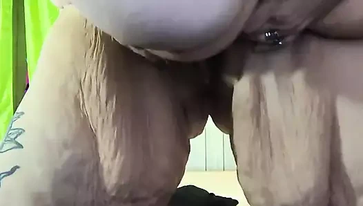 Ormanda işemek onu çok iyi siktirdi, göt benim