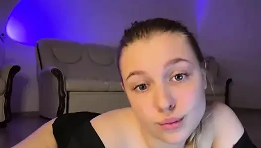 Çıplak jucielussie yakın çekim parmaklıyor ve azdırıyor