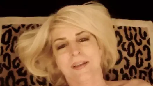 Gilf boşalmak istiyor