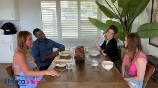 Fragman meta-xxx-verse: vr bölüm 8 - lolly dames, chanel camryn ve jamie knoxx ile özel misafir mazy myers