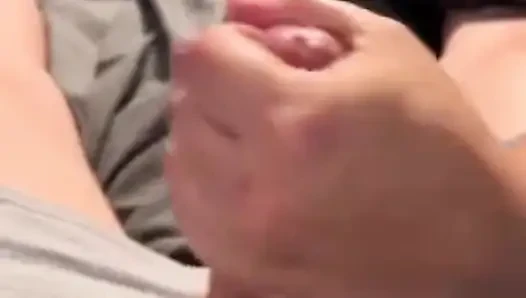 Üvey annem ev işlerimi bitirdikten sonra beni mastürbasyon yapıyor, ücretsiz kullanım