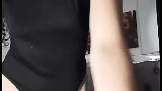 Bu kaltak deliklerini yok etmeni istiyor