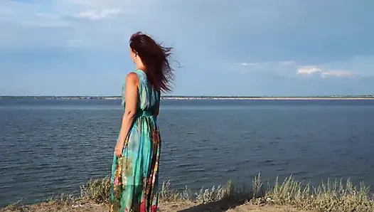 Volga-river'ın üzerinde dik bir şekilde