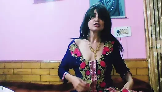 Aldatan evli kadın zenci bir adamla sikişmeyi seviyor.