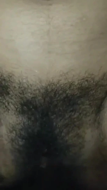 Незабываемый момент из "индийского медового месяца моя симпатичная дези, сексуальная новобрачная жена не хочет, чтобы я идти в офис на целый день (хинди)