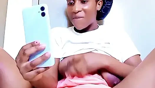 Adamımla ilk kez video sikişiyorum