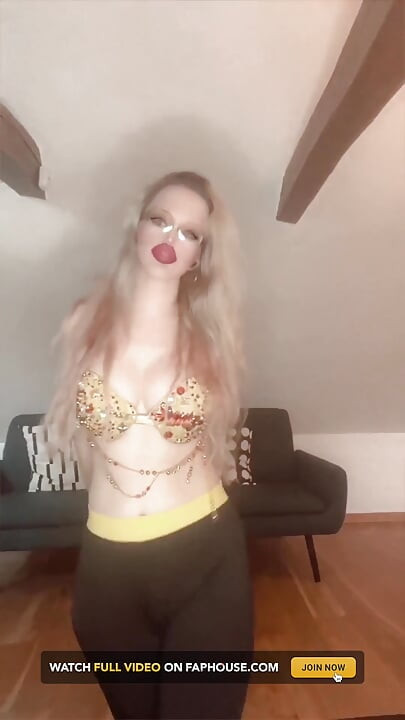 Oral seks sürüm 2 şarkı sürümü 2 Eylül 2024. Şarkıcı Findom Goaldigger