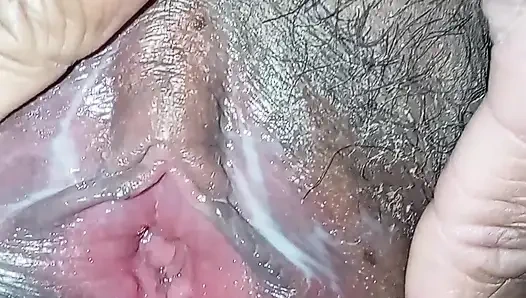 Eha gedara akka ekka horen gaththa athal eka