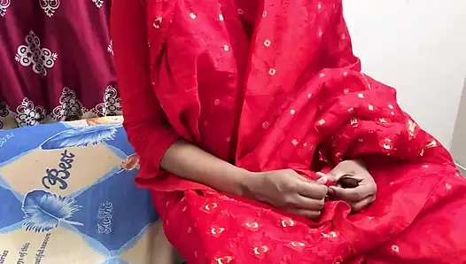 Seksi üvey annemi siktim, odamda sert sikişiyorum