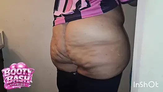 XHAMSTER'DA EN BÜYÜK GÖT ANAL KRALIÇE GÖTÜNÜ SALLıYOR