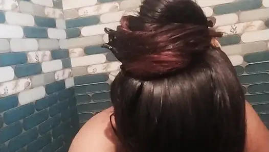 Indian desi bhabhi bathroom chan koreche