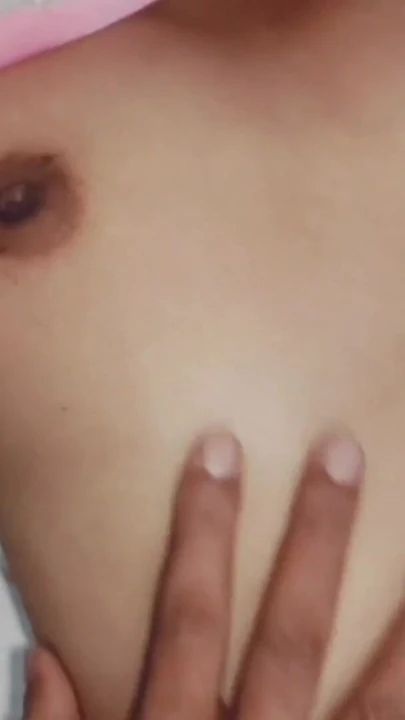 Hintli desi köylü kız sıkı amcık ilk kez seks yeni evli evli yerel köylü yenge sert sikişiyor ev yapımı full hd video | Klip 2