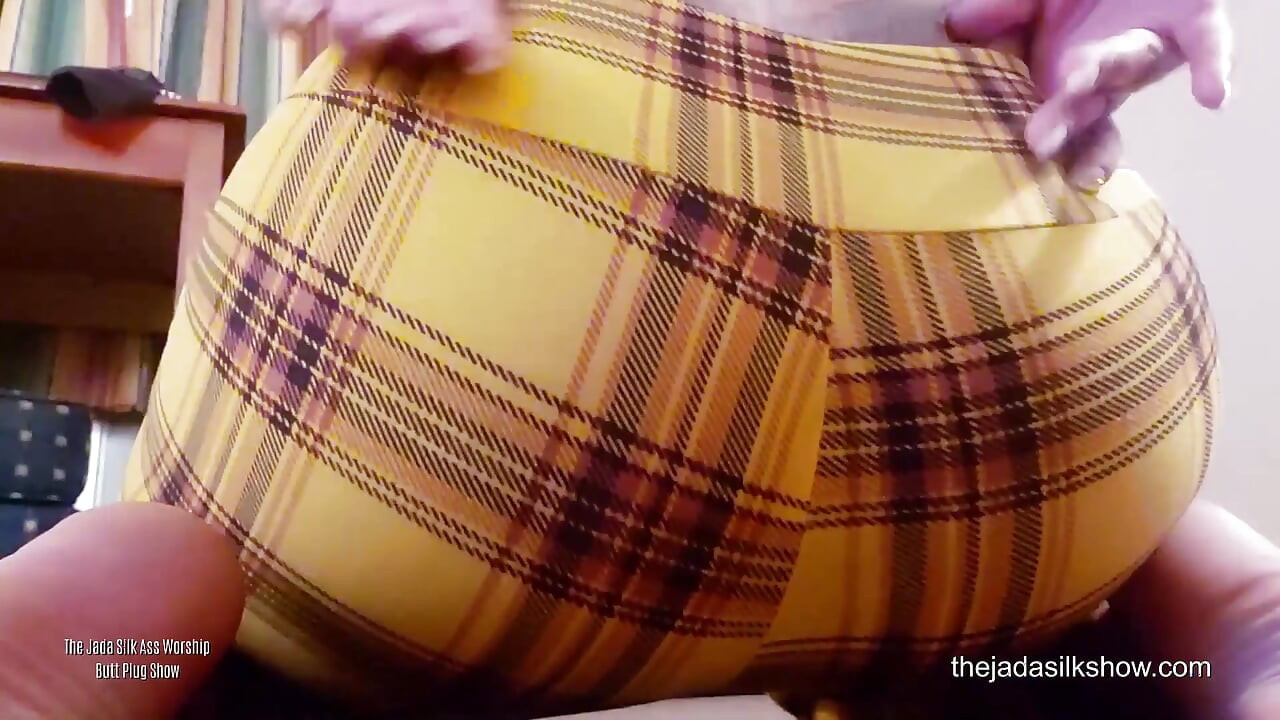Jada silk göte tapınma göt tıkacı gösterisi