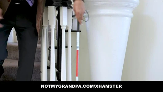 üvey dede torunundan faydalanıyor - fake