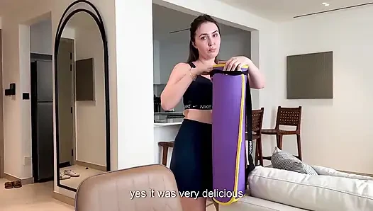 Yalnız üvey anne ihtiyaçlarını itiraf ediyor ve kendini üvey oğluna sunuyor