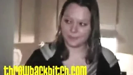 Beyaz sürtük yakalandı kilit çene emme üzerinde siyah çük