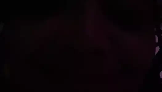 Yağmurda oynamayı seviyorsun???