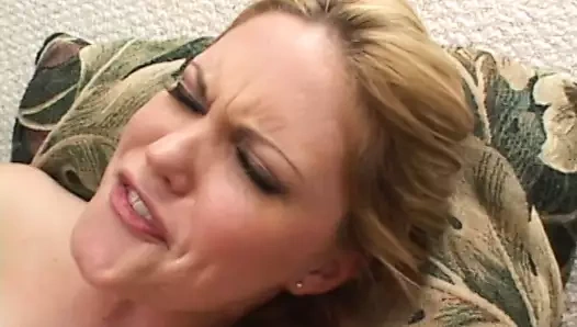 Sarışın sürpriz ile mükemmel vücut gets becerdin içinde the göt