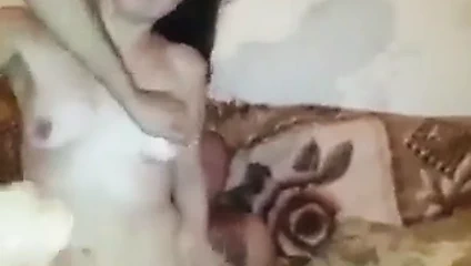 Rus karısı inliyor tatlı bir şekilde mfm