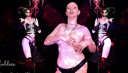 Koklamak, mastürbasyon yapmak ve ödül vermek çok güzel, değil mi? Aşırı zehir fantezisi 31 talimatı seansı! (Özel efektler)