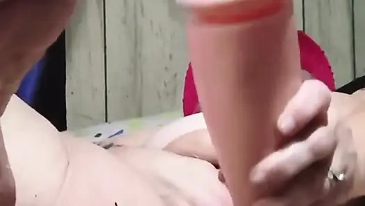 Kadın soyunduğunda sert sikişiyor ıslak ıslak dağınıklık