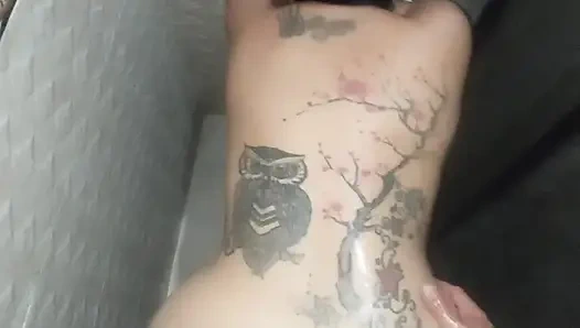 Meksikalı ev sahibi eski sevgilimin banyosunda sert seks