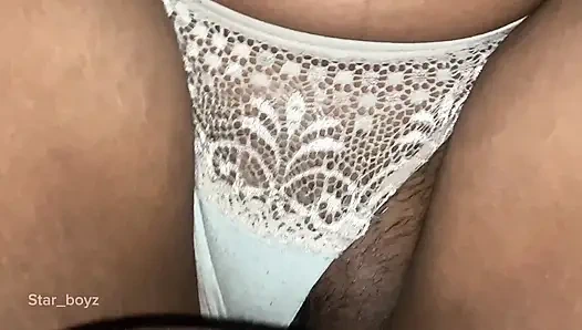 Ateşli desi komşu kız kocasını aldatıyor