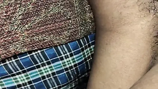 Hintli kadın baştan çıkarıyor