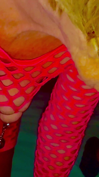 Bayan kitty bdsm kölesi | Klip 1