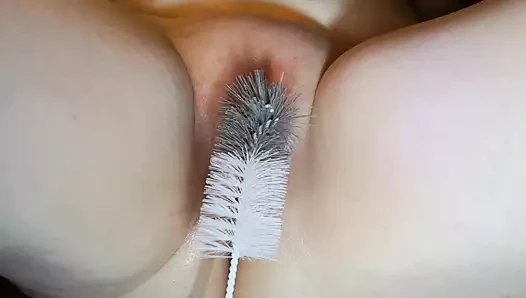 Labia fırçalama acımasız - yönetmenler kesti