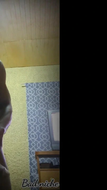 Eşinin tadını çıkarmayı uman yetenekli esmer | Klip 3