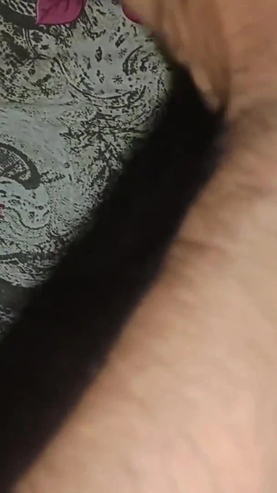 Hintli baldızın kıçı tükürerek acıyla çığlık atıyor | Klip 2