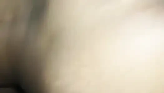 Hintli ateşli köylü evli kadın gece havasını kapatıyor' Ateşli domaltmalı yatak odası odasında boşalmanın tadını çıkarıyor ateşli boşalmada uzun süre çekim