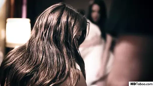 Üçlü ile lezbiyen kızlar ve bir hasta üvey