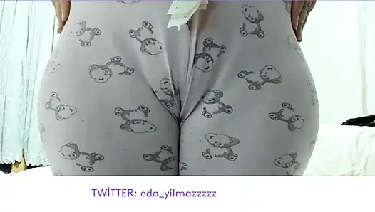 CAMELTOE- PİJAMAYLA MASTURBASYON- TURK MİLF- TURK PORNO