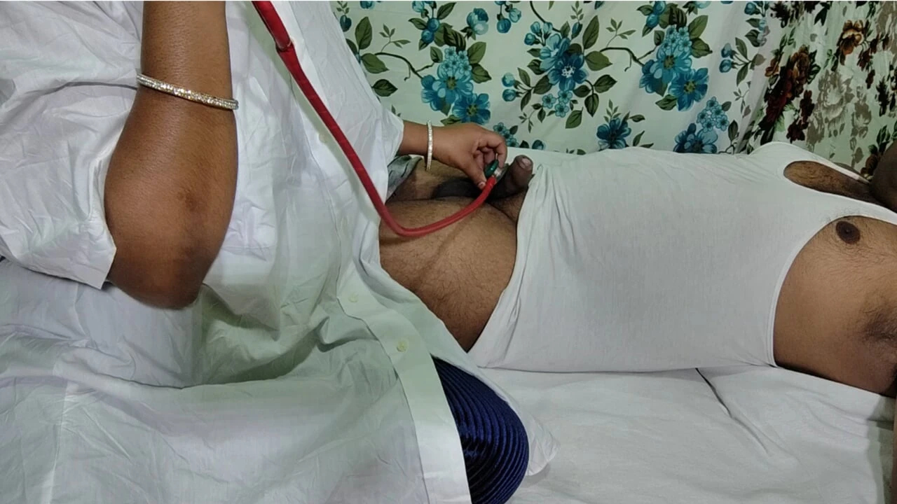 Hintli doktor bayanlar seks Hintli evde