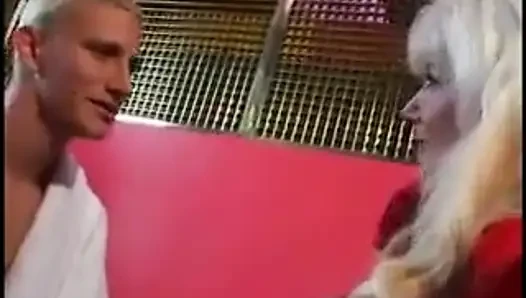 Sikmek istediğim üvey anneler, bölüm 3