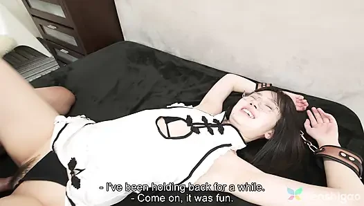 Japon mami tokita sert sikilmeden önce bakış açısıyla yarak emiyor.