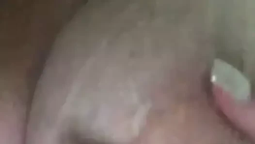 duşta büyük göğüsler