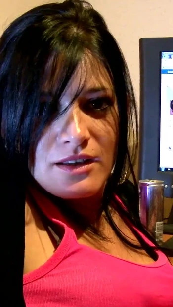 Знаковый момент из "Пляжная фотосессия с офисной девушкой превращается в хардкорный секс"