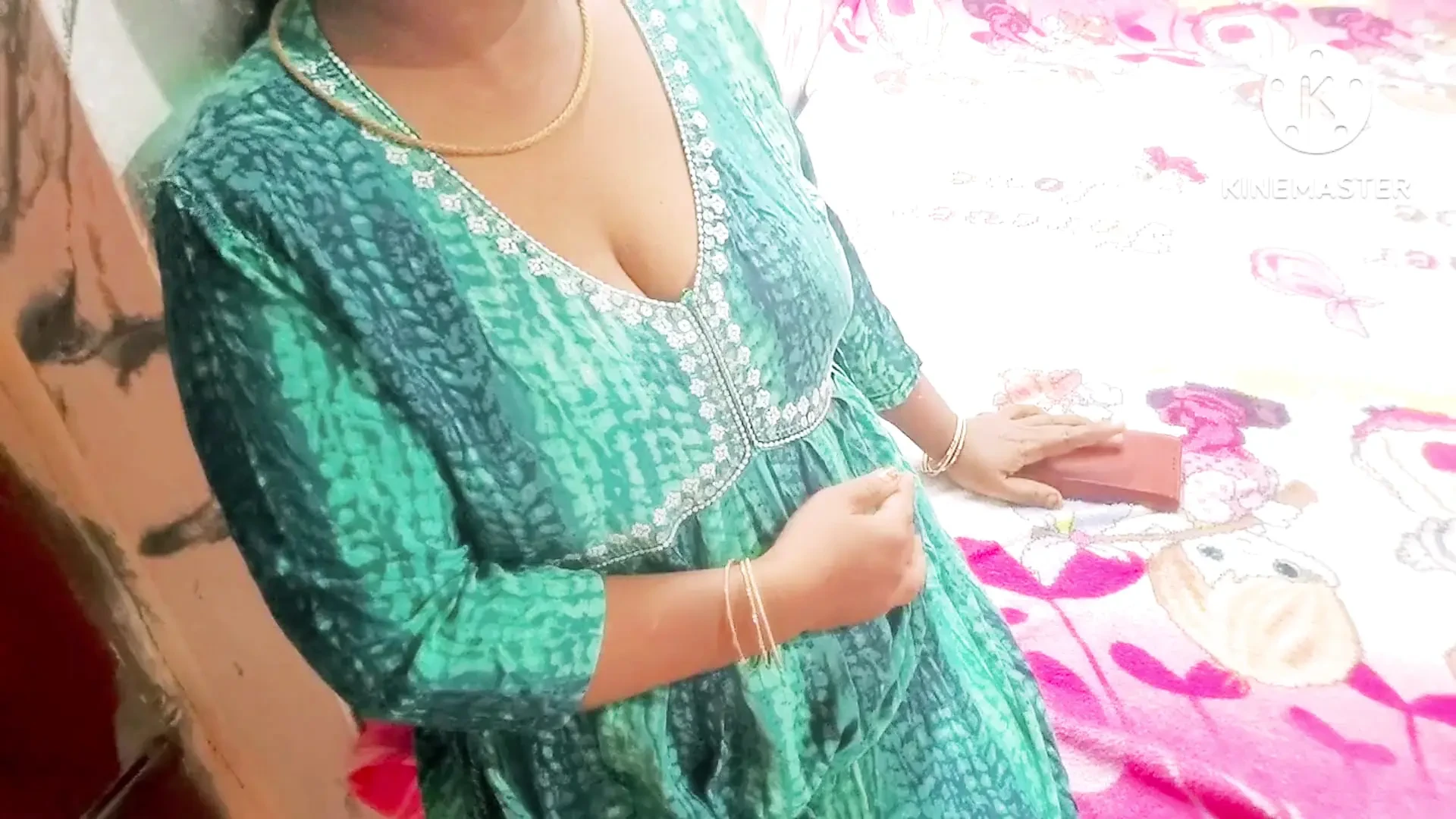 Step Mom Can Do Anything for Her Step Son to Study Well – Full Tamil Audio with Real Moaning