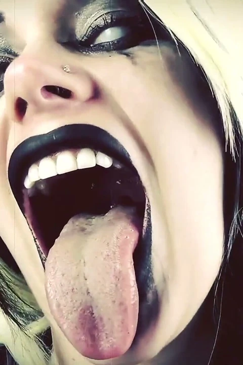 Succubus sikiştikten sonra seni yalayacak!