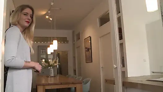 Alexis Golden emlakçı olarak