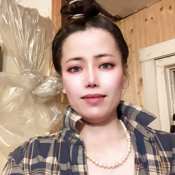 Kıllı amcıklı minyon vücut doğa hana duşta ıslak
