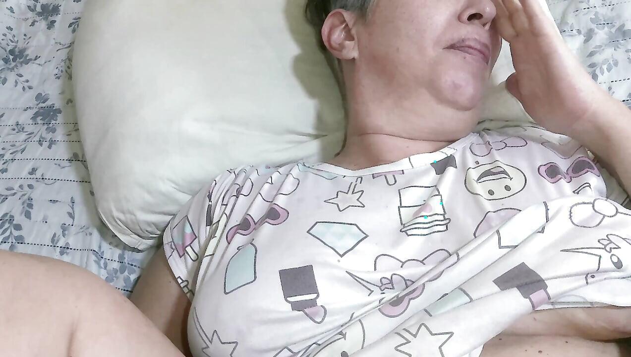 Delicious fuck In Close-Up With Beautiful Granny