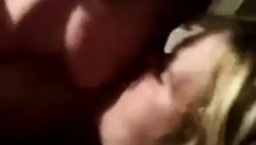 18 yaşında öpüşmeyi öğretmek