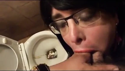 Sidikli sürtük chloae