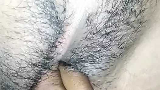 Benim gf kedi bir 2 parmak koy