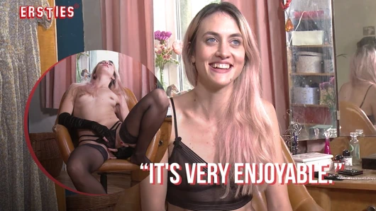 Ersties - ateşli sarışın Rachel ile samimi anlar